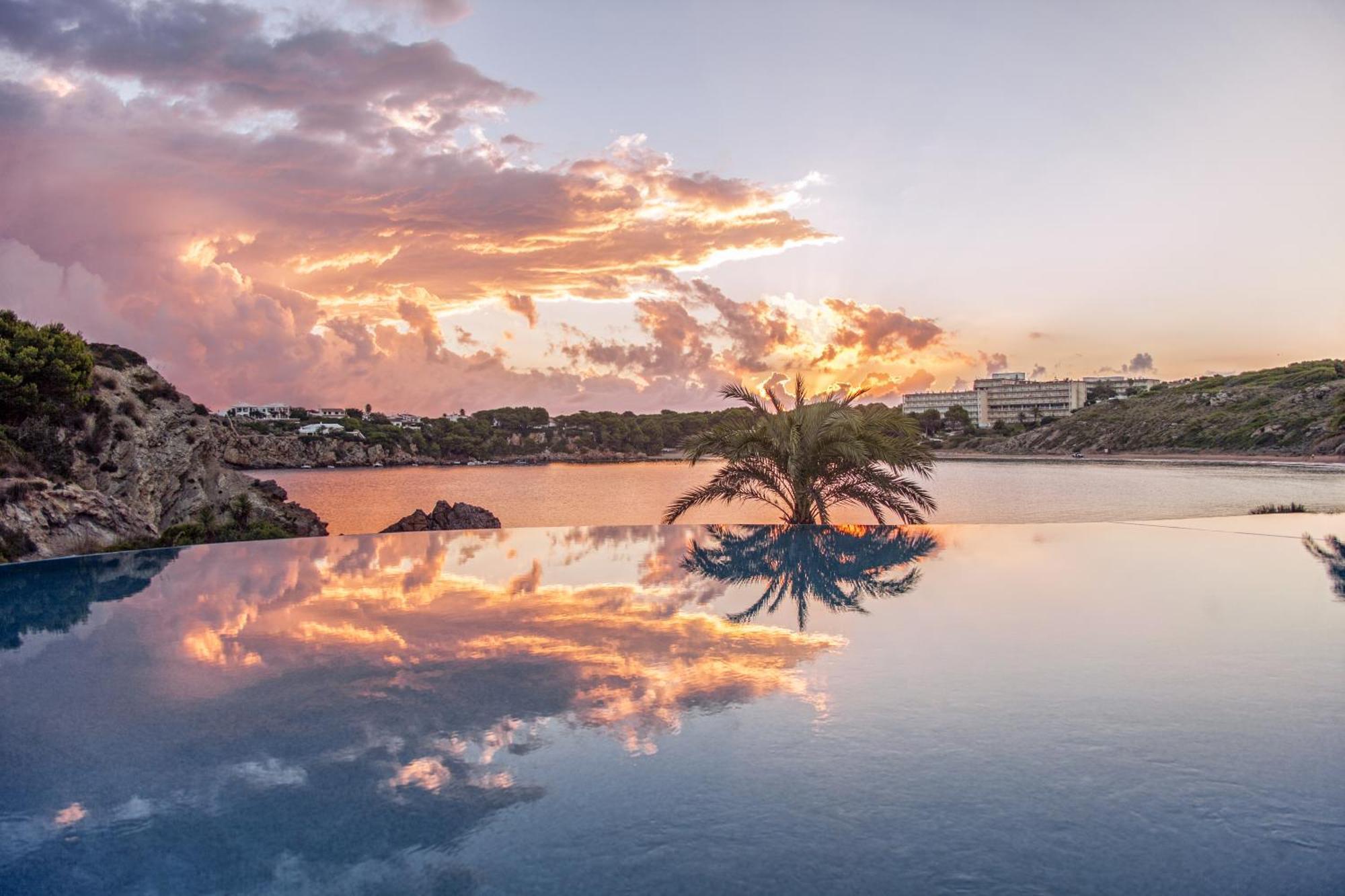 White Sands Beach Club Arenal d'en Castell Exterior photo